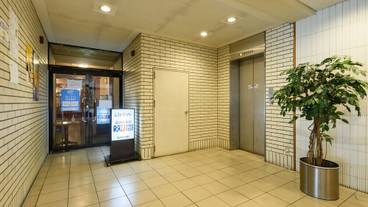 エレベーター / 2