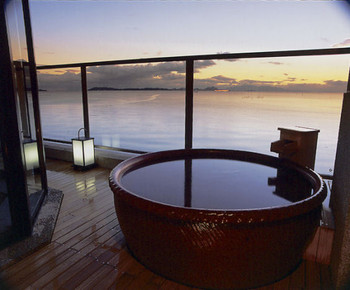 客室全12室で部屋⾷・個室⾷の隠れ宿3457314