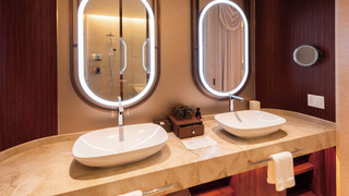 エグゼクティブ スイート 禁煙 (ラウンジアクセス付き)