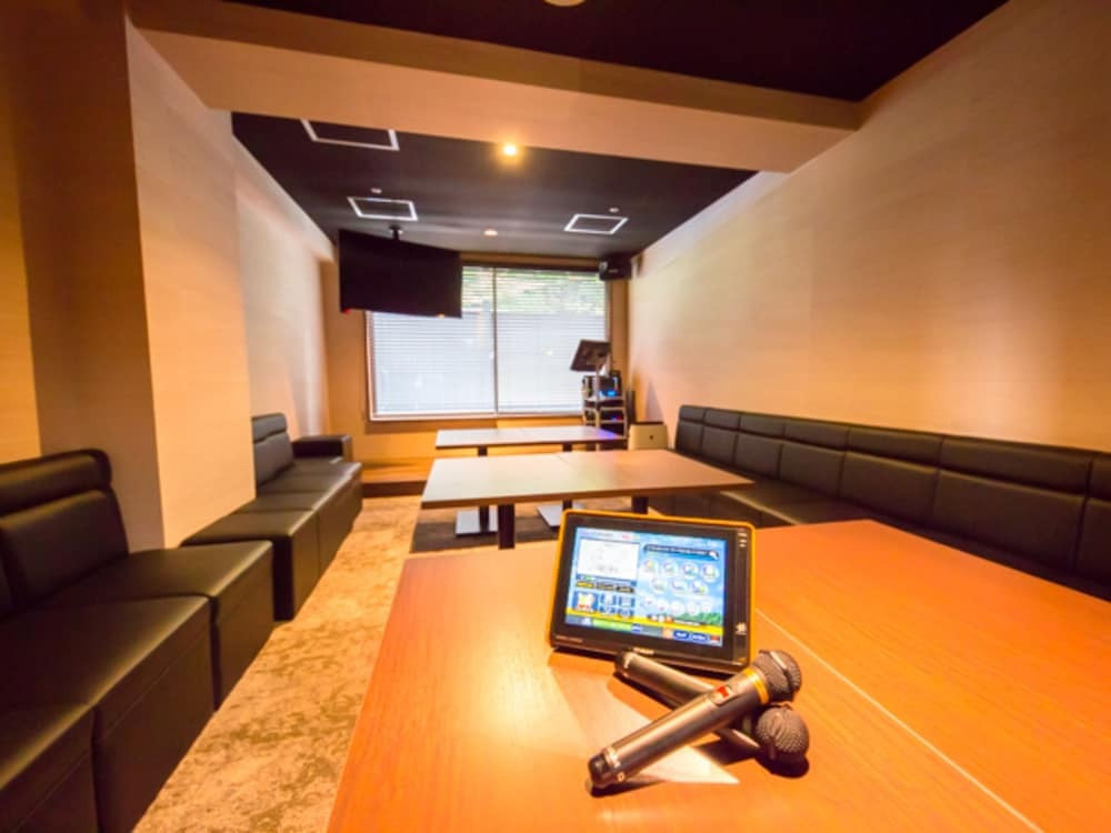 カラオケ ルーム