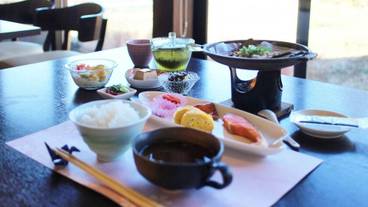 食事・飲み物 / 1