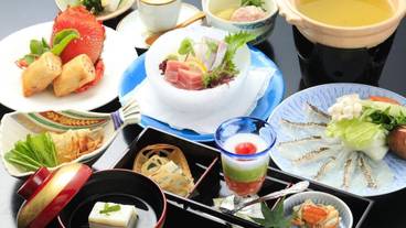 会席の一例(2) / 3