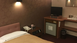 禁煙ダブルルーム D11N 線路反対側