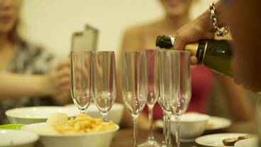 客室内のダイニングエリア / 18