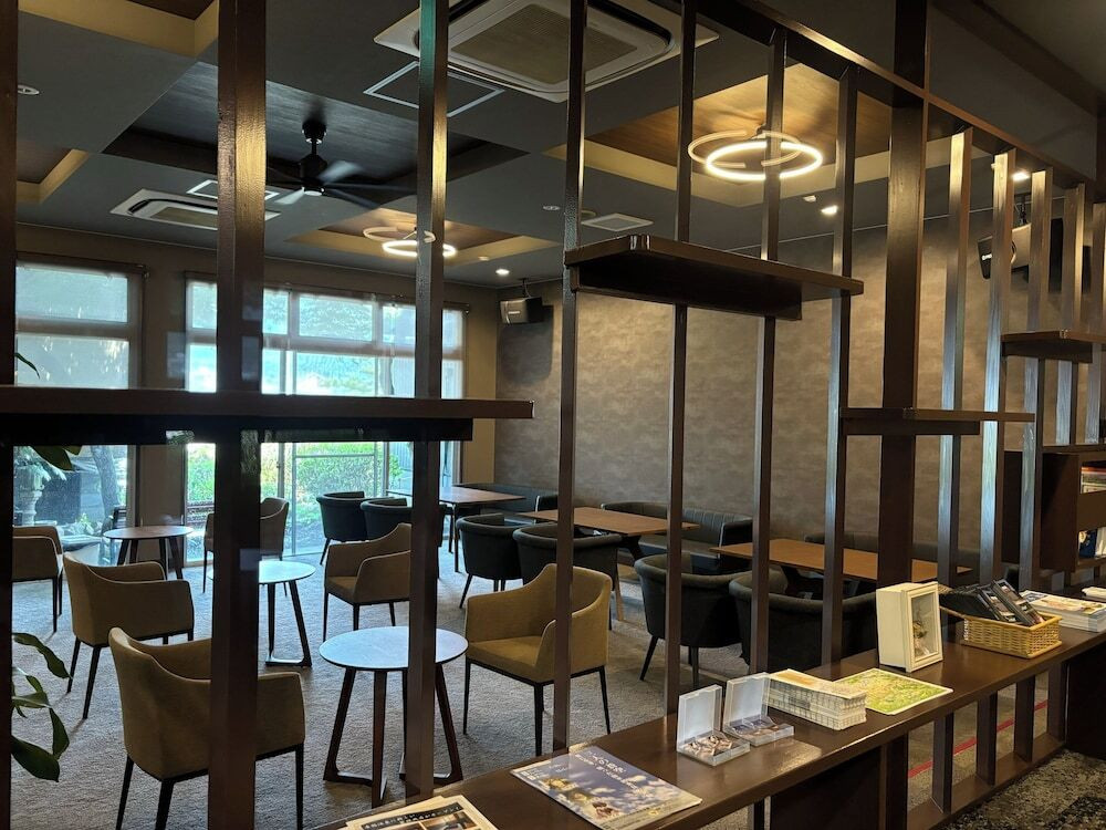 ロビーラウンジ