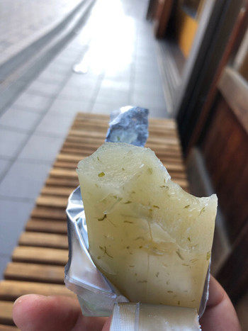 「玉屋本店」 料理 101057969 青海苔まじりの白あんうぉんちゅー