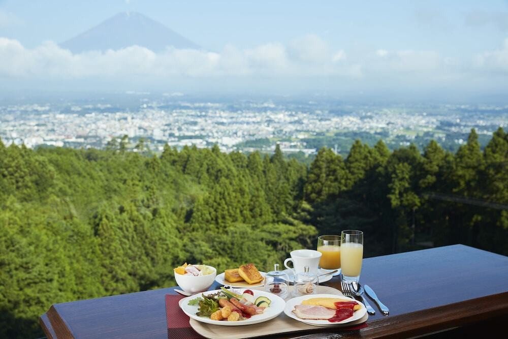 御殿場の爽やかな朝を美味しい朝食で彩りましょ♪3929522
