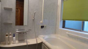 深めの浴槽 / 11