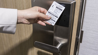 スタンダードスモールダブルルーム　禁煙 (ハウスキーピングは有料オプション)