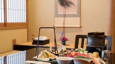 食事・飲み物 / 28