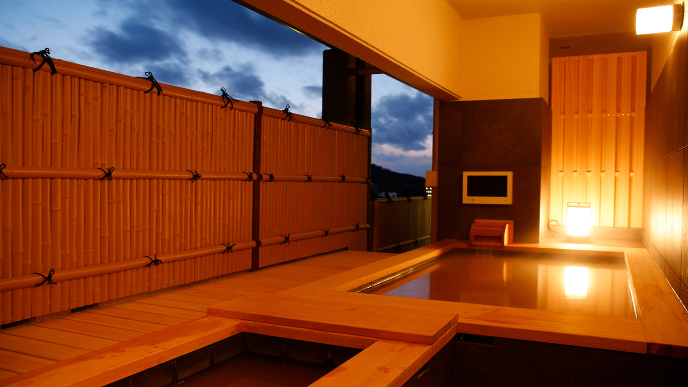 世代問わず落ち着ける。露天風呂付き客室でゆっくり4061538