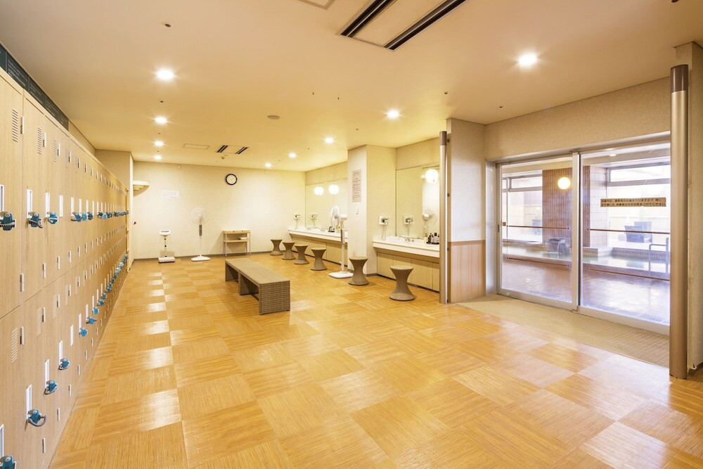 大浴場　脱衣場