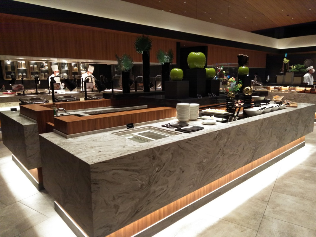 ブッフェの料理コーナーです。