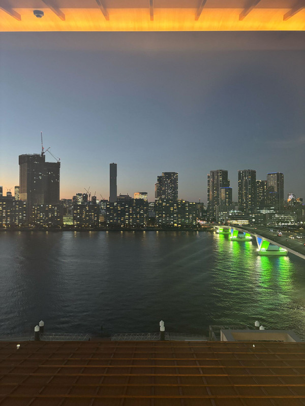 客室から見る運河 / 5