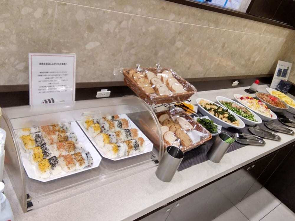 朝食