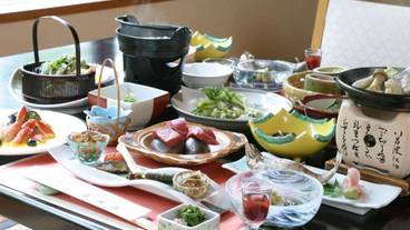 食事・飲み物 / 2