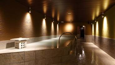 屋内スパ浴槽 / 9