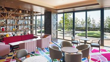 ラウンジ② / 10