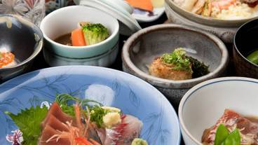 食事・飲み物 / 22