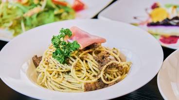 食事・飲み物 / 9