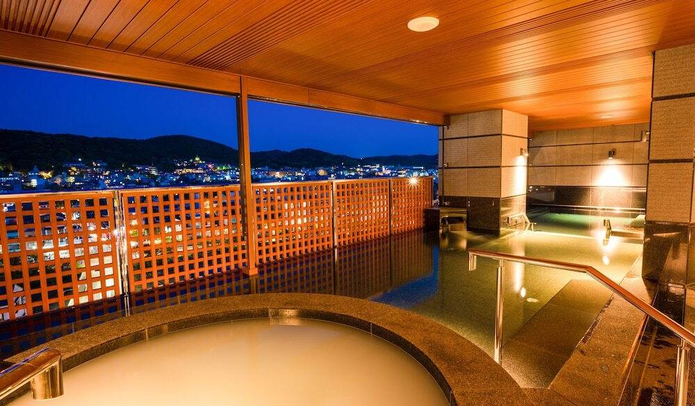 八坂の湯のジャグジーバス / 3