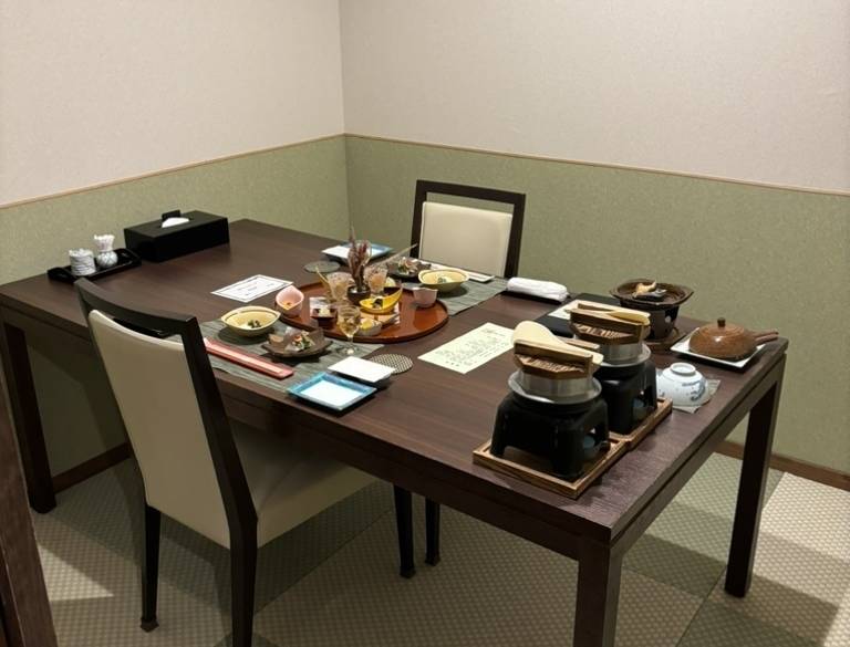 房総の新鮮な海の幸を
個室で贅沢に / 5