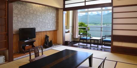 朱鷺伝説と露天風呂の宿 きらく（佐渡島）