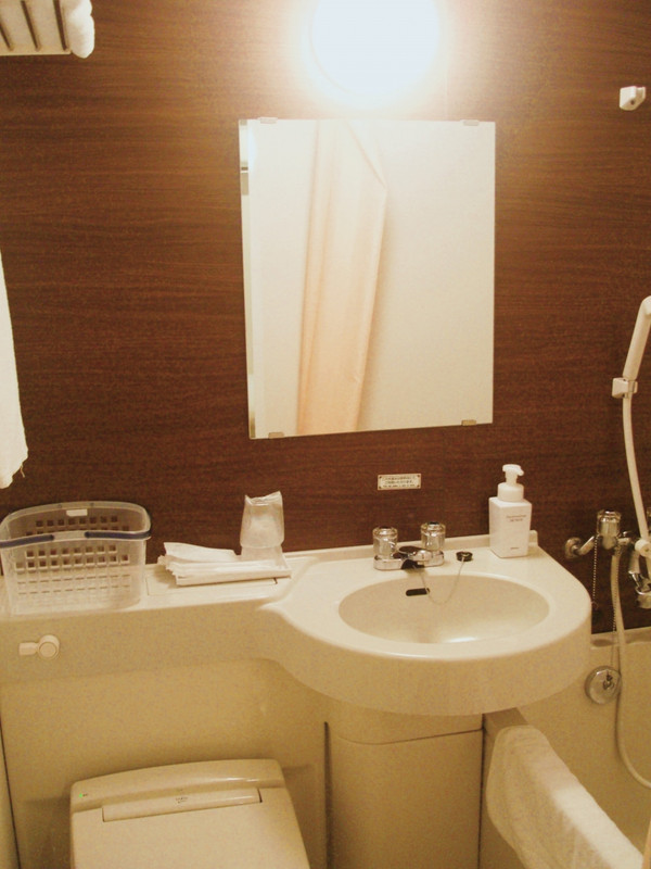 まだ新しく清潔です