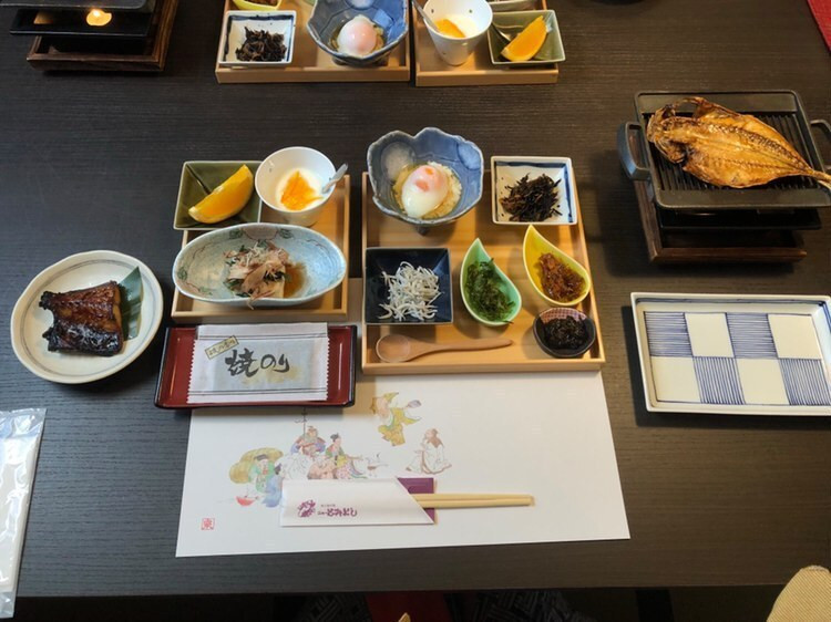 お漬物や副菜も出てくるもの全てが美味しくてご飯をおかわりしました！