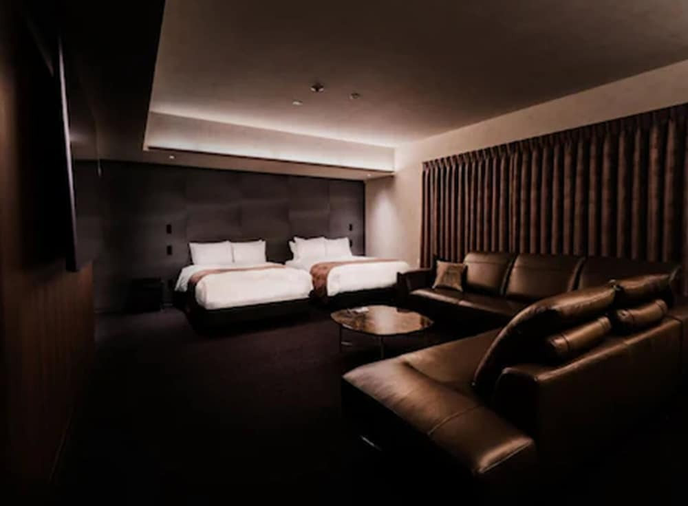 露天風呂がおしゃれ♪大阪市街地に佇む全室スイートの隠れ家4047785