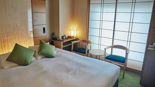 スタンダードダブル禁煙  (160cmベッド、デスクなし)