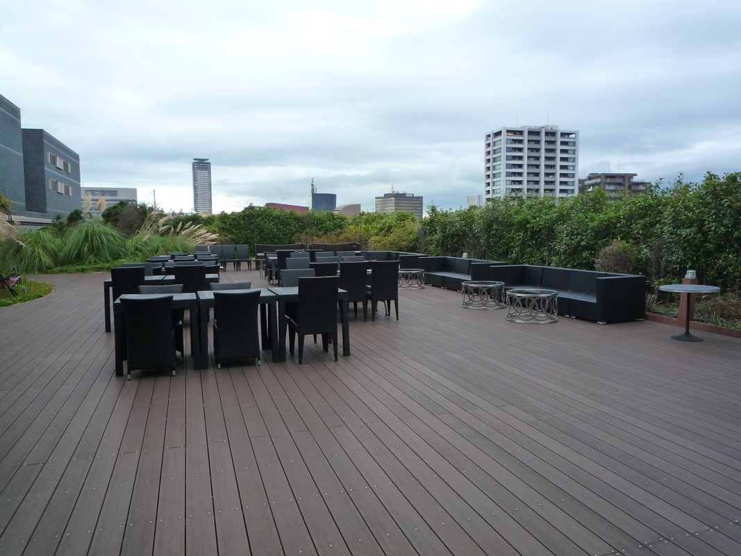 4階屋上広場も素敵な場所