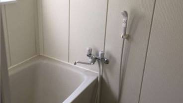 深めの浴槽 / 11