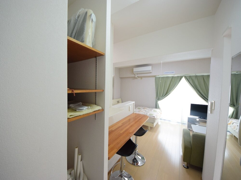 客室内のダイニングエリア