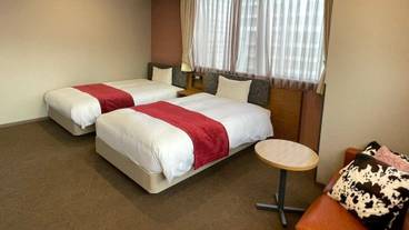 客室 / 3