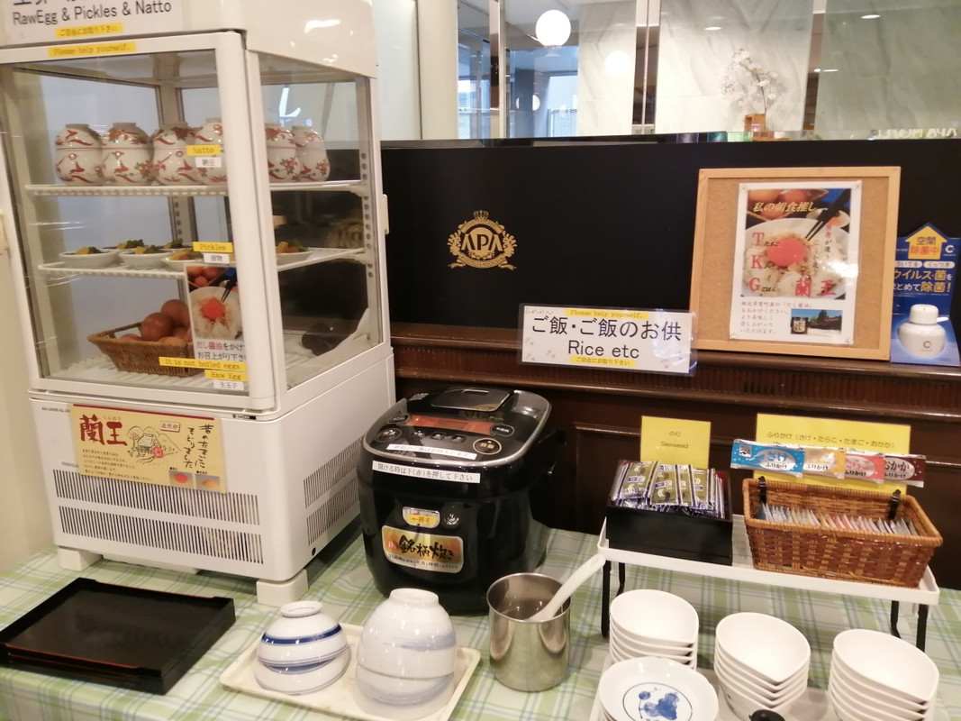 朝食のビュッフェコーナー