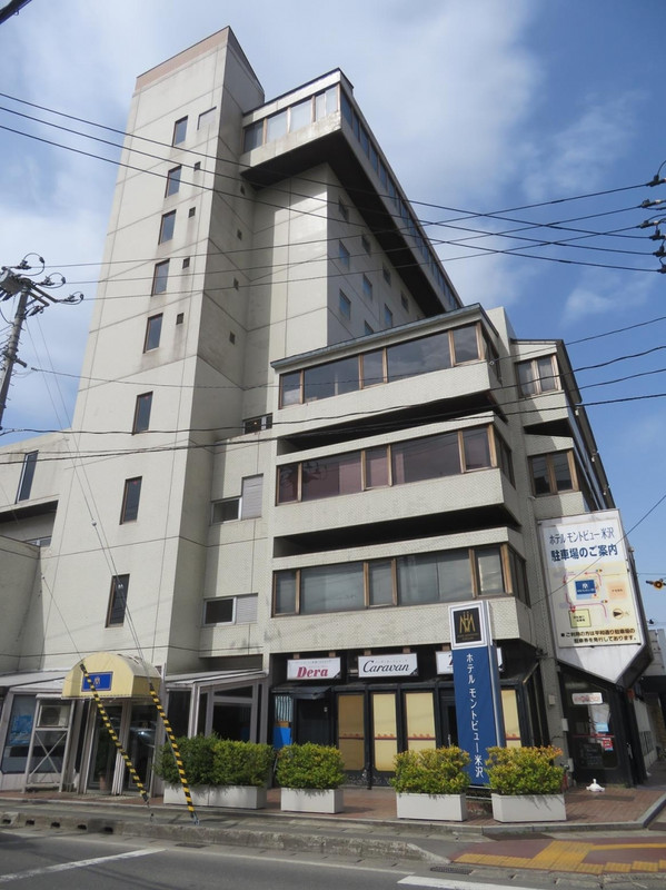 外観は古いですが、内部はリノベされています。