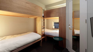 フォースルーム シャワー付き