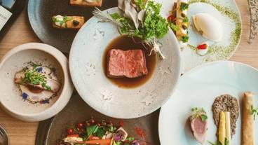 食事・飲み物 / 4