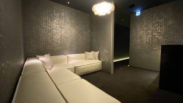 ロビー応接スペース / 3