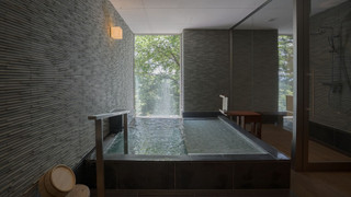 半露天温泉 スイート（パノラマビュー・4階）