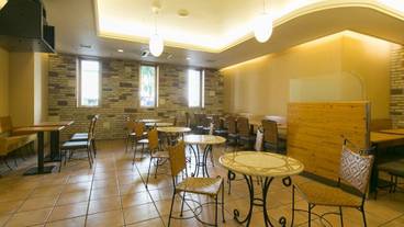 朝食スペース / 9