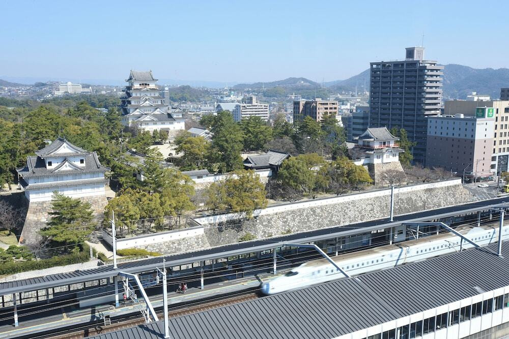 施設の正面