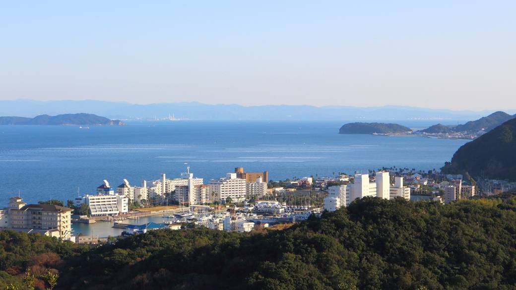 洲本温泉街 / 2