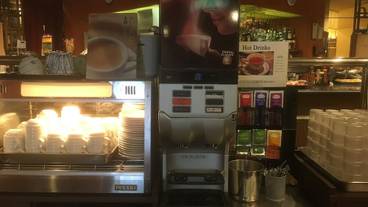 食事・飲み物 / 1