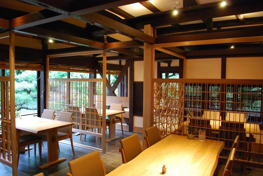 食事処 ひな里①