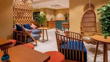 ロビー応接スペース / 13