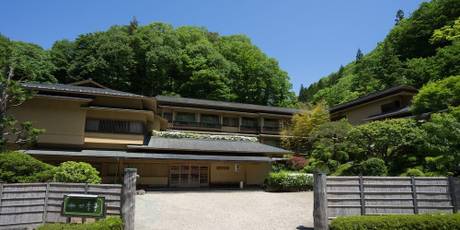 つなぎ温泉 四季亭