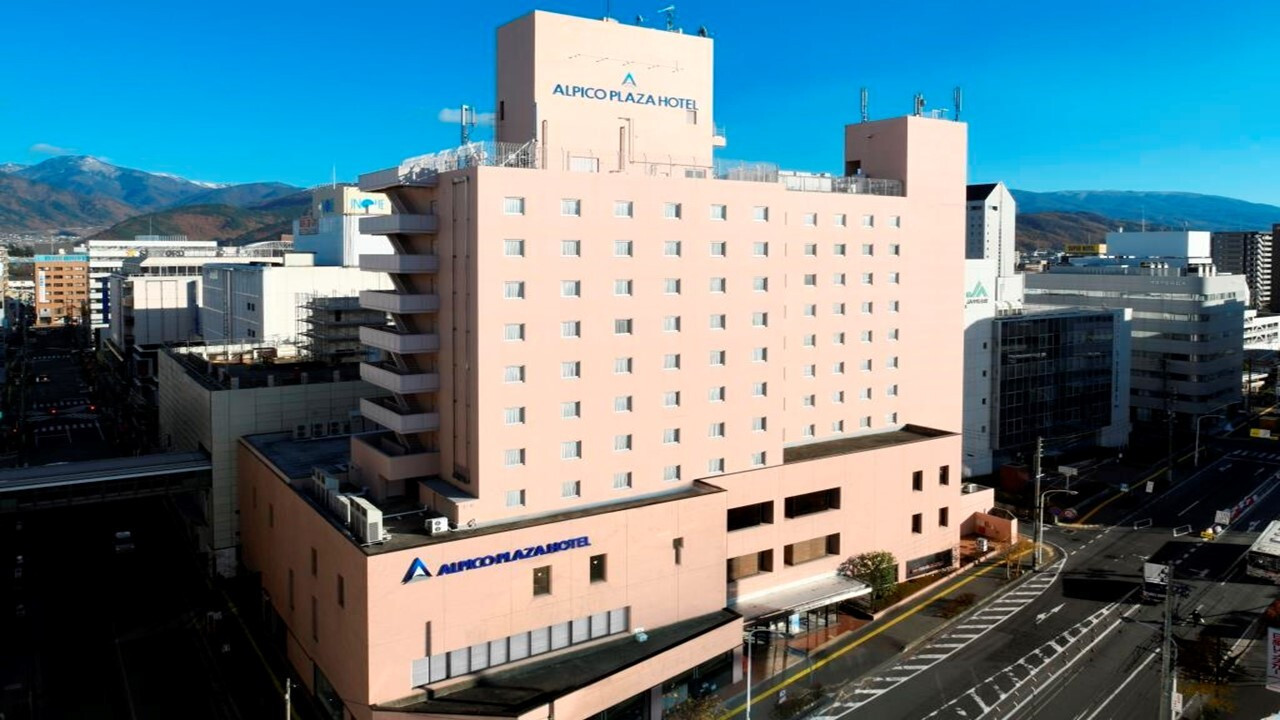 山に泊まるのは不安という方におすすめ。バスターミナル＆駅チカのシティホテル4230537
