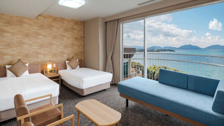 [オーシャンビュー] スーペリアルーム (バス付) (禁煙)